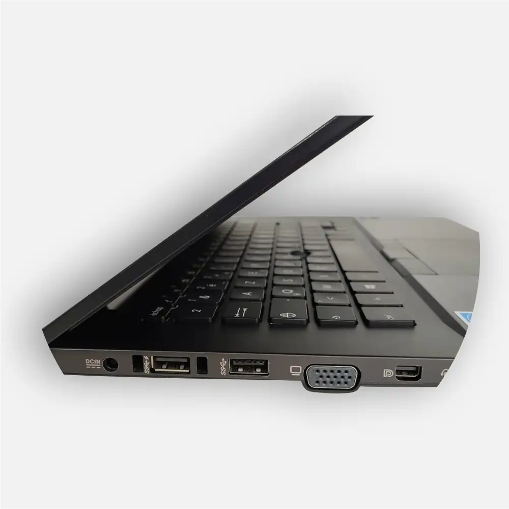 لپ تاپ با ظاهری A - نمای جانبی و کیبورد