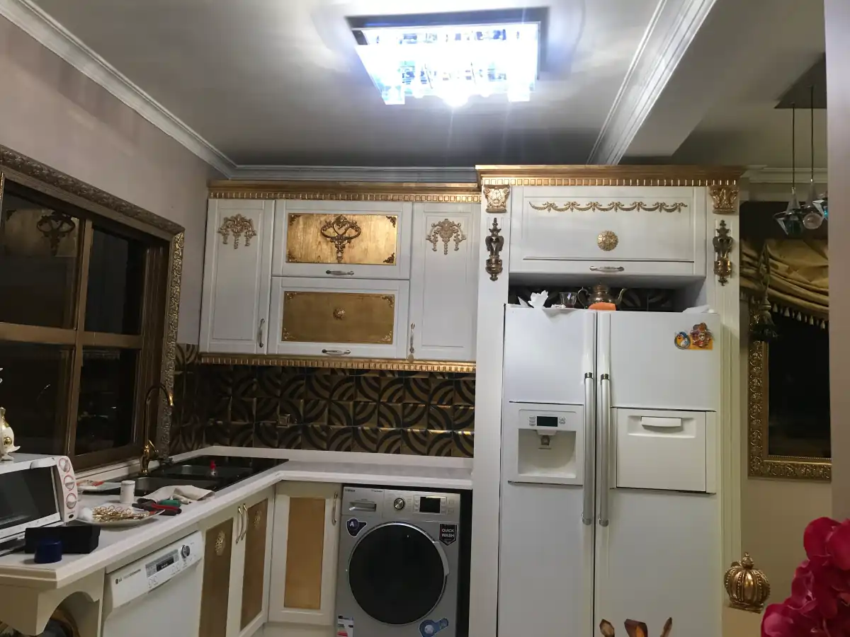 سایر آثار زیب هوم - طلاکوب کابینت های آشپزخانه